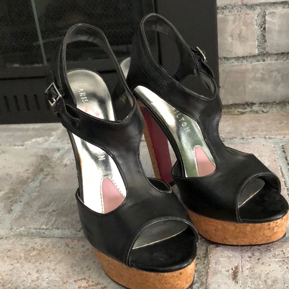 Paris Hilton high heel black shoe size 8.5